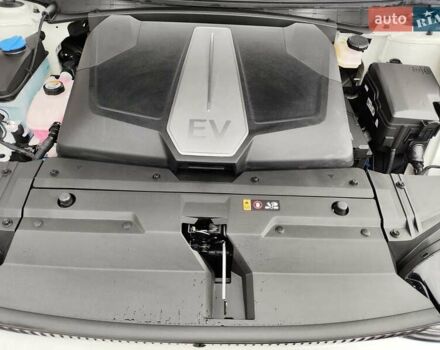 Белый Киа EV6, объемом двигателя 0 л и пробегом 3 тыс. км за 28200 $, фото 17 на Automoto.ua