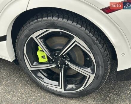 Білий Кіа EV6, об'ємом двигуна 0 л та пробігом 27 тис. км за 29490 $, фото 15 на Automoto.ua