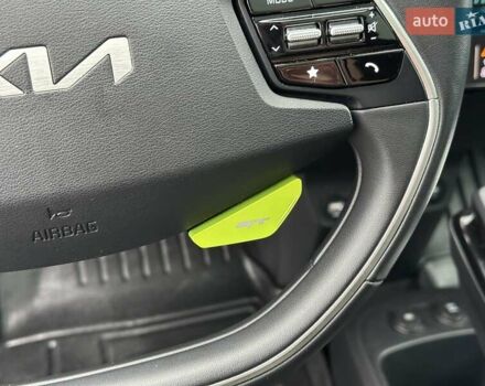 Білий Кіа EV6, об'ємом двигуна 0 л та пробігом 27 тис. км за 29490 $, фото 34 на Automoto.ua