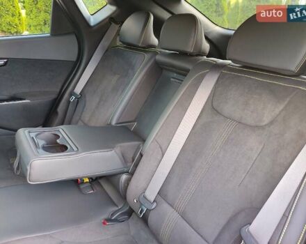 Белый Киа EV6, объемом двигателя 0 л и пробегом 3 тыс. км за 35500 $, фото 21 на Automoto.ua