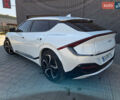 Белый Киа EV6, объемом двигателя 0 л и пробегом 62 тыс. км за 29500 $, фото 8 на Automoto.ua