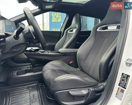 Білий Кіа EV6, об'ємом двигуна 0 л та пробігом 27 тис. км за 29490 $, фото 29 на Automoto.ua