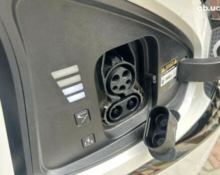 Белый Киа EV6, объемом двигателя 0 л и пробегом 7 тыс. км за 31999 $, фото 15 на Automoto.ua
