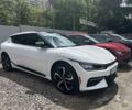 Белый Киа EV6, объемом двигателя 0 л и пробегом 7 тыс. км за 31999 $, фото 5 на Automoto.ua