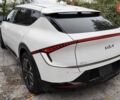 Білий Кіа EV6, об'ємом двигуна 0 л та пробігом 2 тис. км за 22000 $, фото 3 на Automoto.ua