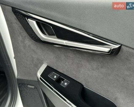 Білий Кіа EV6, об'ємом двигуна 0 л та пробігом 27 тис. км за 29490 $, фото 51 на Automoto.ua