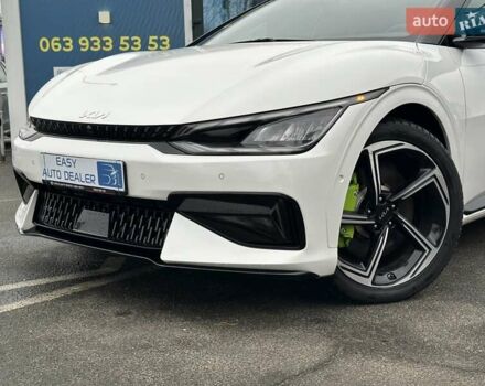 Білий Кіа EV6, об'ємом двигуна 0 л та пробігом 27 тис. км за 29490 $, фото 11 на Automoto.ua