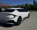Белый Киа EV6, объемом двигателя 0 л и пробегом 18 тыс. км за 32000 $, фото 11 на Automoto.ua