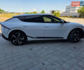 Белый Киа EV6, объемом двигателя 0 л и пробегом 62 тыс. км за 29500 $, фото 4 на Automoto.ua