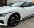 Белый Киа EV6, объемом двигателя 0 л и пробегом 7 тыс. км за 30999 $, фото 1 на Automoto.ua