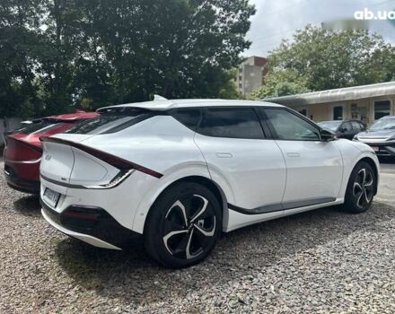 Белый Киа EV6, объемом двигателя 0 л и пробегом 7 тыс. км за 31999 $, фото 4 на Automoto.ua