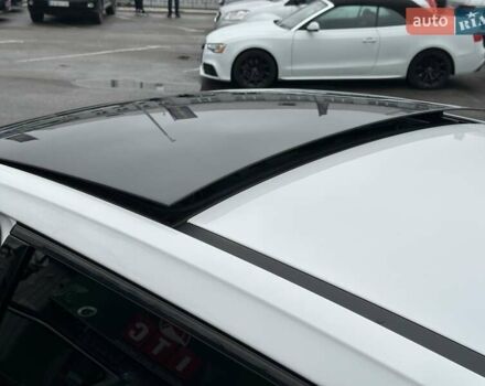 Білий Кіа EV6, об'ємом двигуна 0 л та пробігом 27 тис. км за 29490 $, фото 23 на Automoto.ua