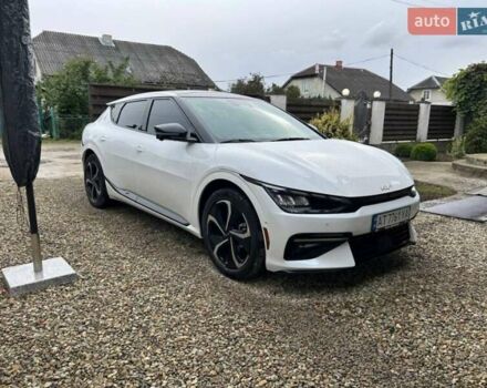 Білий Кіа EV6, об'ємом двигуна 0 л та пробігом 24 тис. км за 31500 $, фото 3 на Automoto.ua