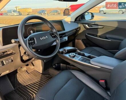 Білий Кіа EV6, об'ємом двигуна 0 л та пробігом 92 тис. км за 23900 $, фото 12 на Automoto.ua