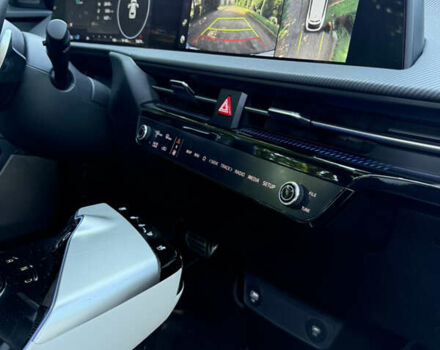 Белый Киа EV6, объемом двигателя 0 л и пробегом 61 тыс. км за 32000 $, фото 13 на Automoto.ua