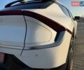 Білий Кіа EV6, об'ємом двигуна 0 л та пробігом 92 тис. км за 23900 $, фото 10 на Automoto.ua