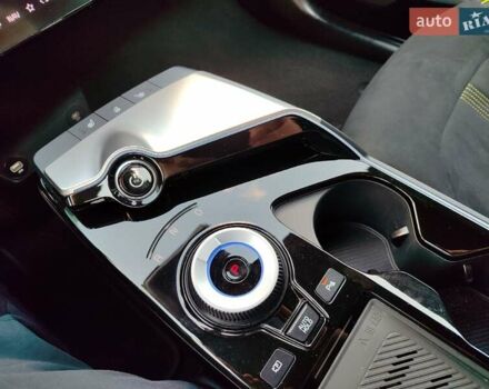 Белый Киа EV6, объемом двигателя 0 л и пробегом 3 тыс. км за 35500 $, фото 13 на Automoto.ua