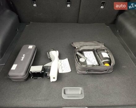 Белый Киа EV6, объемом двигателя 0 л и пробегом 3 тыс. км за 28200 $, фото 15 на Automoto.ua