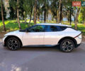 Киа EV6 2023 в Ровно на Automoto.ua Белый Киа EV6, объемом двигателя 0 л и пробегом 20 тыс. км за 27000 $, фото 5 на Automoto.ua