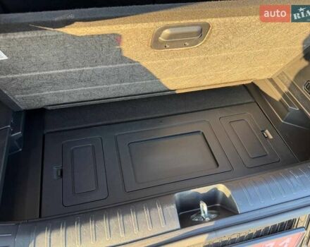 Білий Кіа EV6, об'ємом двигуна 0 л та пробігом 92 тис. км за 23900 $, фото 43 на Automoto.ua