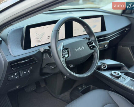 Білий Кіа EV6, об'ємом двигуна 0 л та пробігом 20 тис. км за 26500 $, фото 23 на Automoto.ua