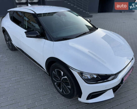 Білий Кіа EV6, об'ємом двигуна 0 л та пробігом 20 тис. км за 26500 $, фото 9 на Automoto.ua