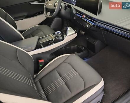Белый Киа EV6, объемом двигателя 0 л и пробегом 4 тыс. км за 28900 $, фото 11 на Automoto.ua