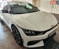 Белый Киа EV6, объемом двигателя 0 л и пробегом 4 тыс. км за 28900 $, фото 2 на Automoto.ua