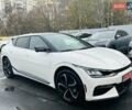 Белый Киа EV6, объемом двигателя 1.99 л и пробегом 11 тыс. км за 34999 $, фото 9 на Automoto.ua