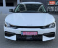 Білий Кіа EV6, об'ємом двигуна 0 л та пробігом 20 тис. км за 26500 $, фото 6 на Automoto.ua