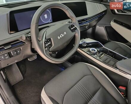 Белый Киа EV6, объемом двигателя 0 л и пробегом 4 тыс. км за 28900 $, фото 13 на Automoto.ua