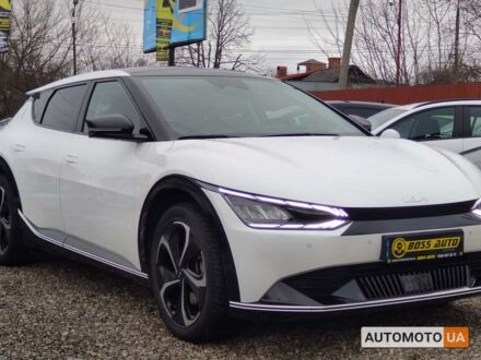Киа EV6 2022 в Коломые на Automoto.ua Белый Киа EV6, объемом двигателя 77 л и пробегом 20 тыс. км за 36650 $, фото 1 на Automoto.ua