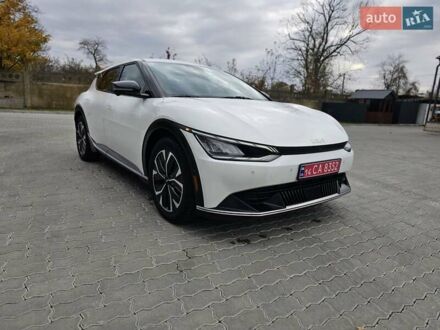 Киа EV6 2022 в Трускавце на Automoto.ua Белый Киа EV6, объемом двигателя 0 л и пробегом 84 тыс. км за 29500 $, фото 1 на Automoto.ua