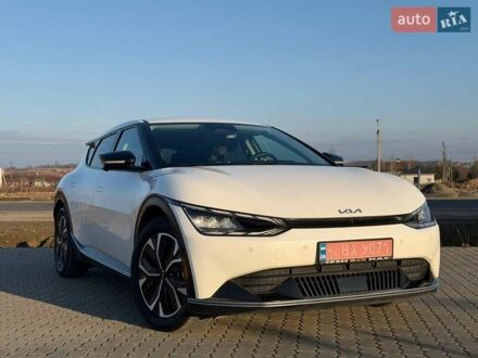 Білий Кіа EV6, об'ємом двигуна 0 л та пробігом 92 тис. км за 23900 $, фото 1 на Automoto.ua