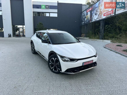 Білий Кіа EV6, об'ємом двигуна 0 л та пробігом 16 тис. км за 25400 $, фото 1 на Automoto.ua