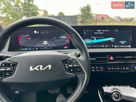 Белый Киа EV6, объемом двигателя 0 л и пробегом 36 тыс. км за 32000 $, фото 1 на Automoto.ua