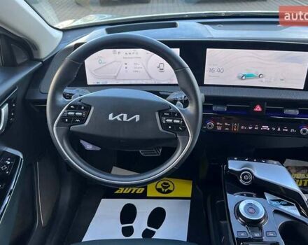 Бежевый Киа EV6, объемом двигателя 0 л и пробегом 66 тыс. км за 28500 $, фото 17 на Automoto.ua