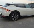 Бежевый Киа EV6, объемом двигателя 0 л и пробегом 60 тыс. км за 25500 $, фото 3 на Automoto.ua