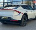 Бежевый Киа EV6, объемом двигателя 0 л и пробегом 66 тыс. км за 28500 $, фото 6 на Automoto.ua