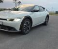 Бежевый Киа EV6, объемом двигателя 0 л и пробегом 60 тыс. км за 25500 $, фото 2 на Automoto.ua