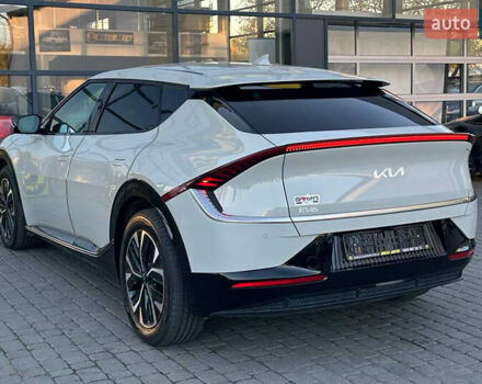 Бежевый Киа EV6, объемом двигателя 0 л и пробегом 112 тыс. км за 24500 $, фото 4 на Automoto.ua