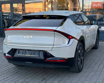 Бежевый Киа EV6, объемом двигателя 0 л и пробегом 112 тыс. км за 24500 $, фото 6 на Automoto.ua