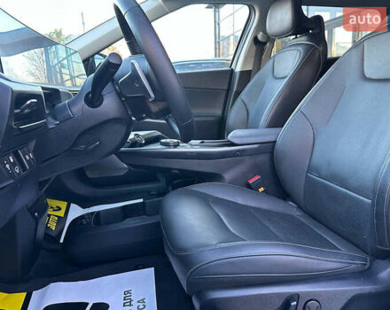 Бежевый Киа EV6, объемом двигателя 0 л и пробегом 112 тыс. км за 24500 $, фото 12 на Automoto.ua