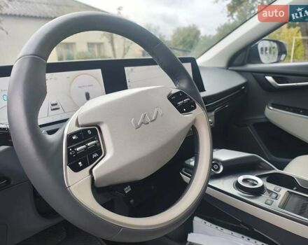 Киа EV6 2023 в Лубнах на Automoto.ua Бежевый Киа EV6, объемом двигателя 0 л и пробегом 32 тыс. км за 25200 $, фото 3 на Automoto.ua