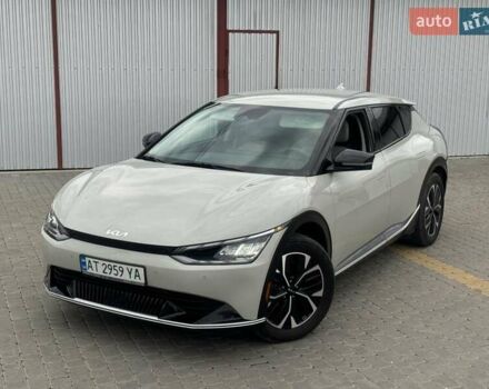 Бежевый Киа EV6, объемом двигателя 0 л и пробегом 33 тыс. км за 25750 $, фото 5 на Automoto.ua