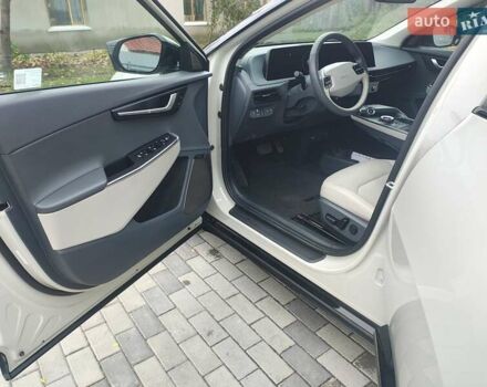 Киа EV6 2023 в Лубнах на Automoto.ua Бежевый Киа EV6, объемом двигателя 0 л и пробегом 32 тыс. км за 25200 $, фото 37 на Automoto.ua