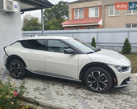 Киа EV6 2023 в Лубнах на Automoto.ua Бежевый Киа EV6, объемом двигателя 0 л и пробегом 32 тыс. км за 25200 $, фото 15 на Automoto.ua