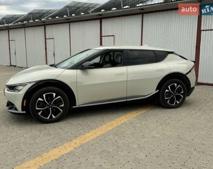 Бежевый Киа EV6, объемом двигателя 0 л и пробегом 33 тыс. км за 25750 $, фото 28 на Automoto.ua