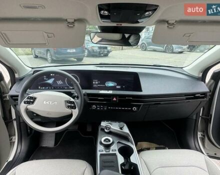 Бежевый Киа EV6, объемом двигателя 0 л и пробегом 33 тыс. км за 25750 $, фото 16 на Automoto.ua