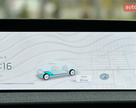 Бежевый Киа EV6, объемом двигателя 0 л и пробегом 2 тыс. км за 31850 $, фото 14 на Automoto.ua